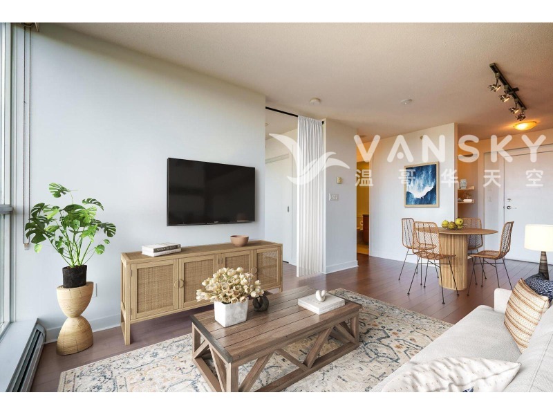 251005215904_Condo living room4.jpg